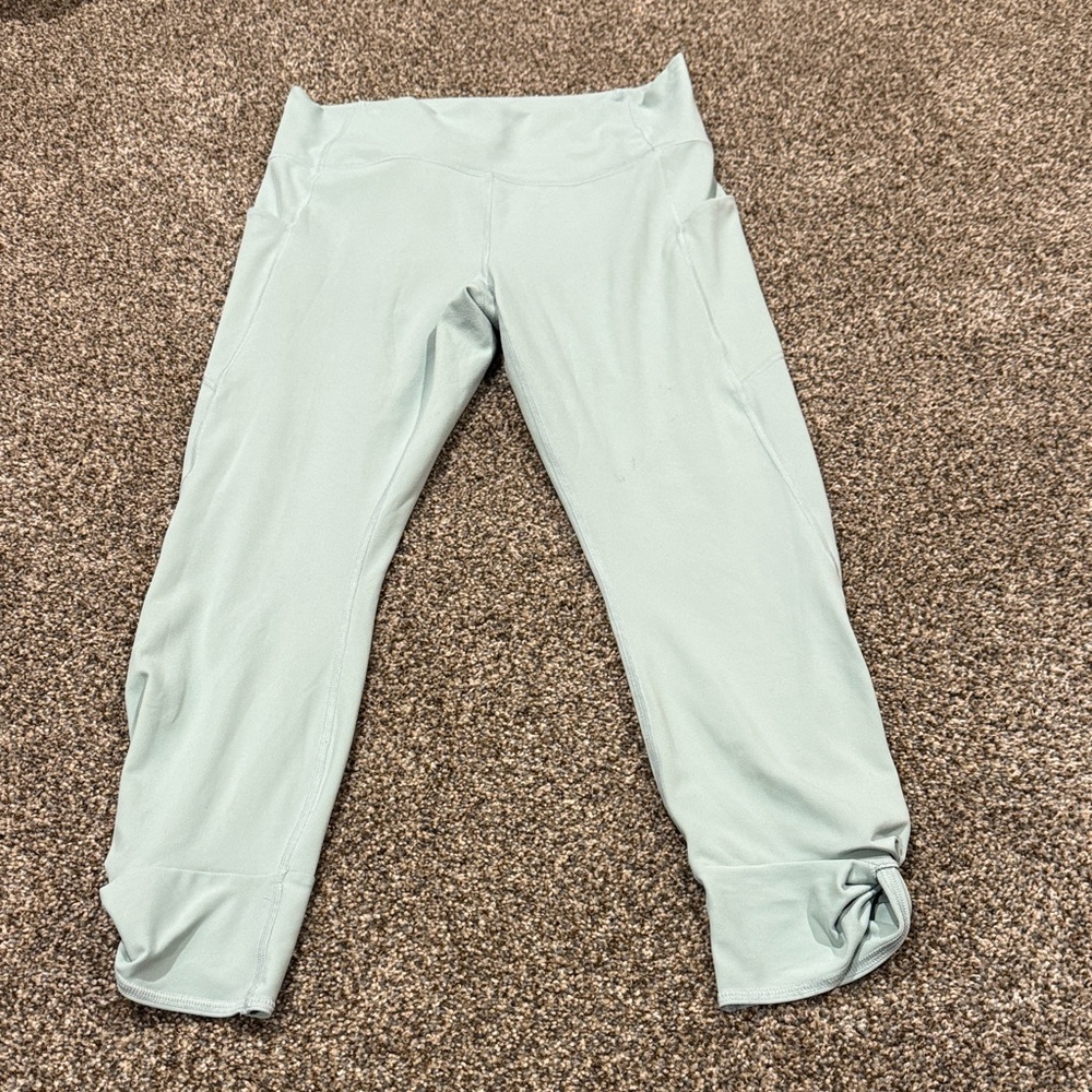 Fabletics: Women’s  Mint Green Leggings Size Large